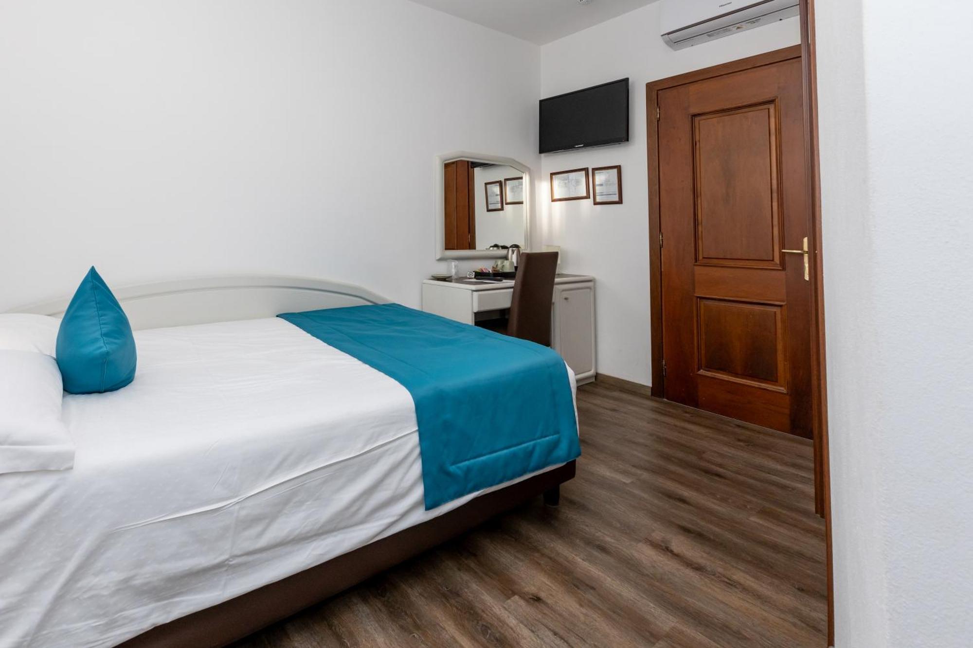 Albergo Cappello E Cadore Belluno Zewnętrze zdjęcie